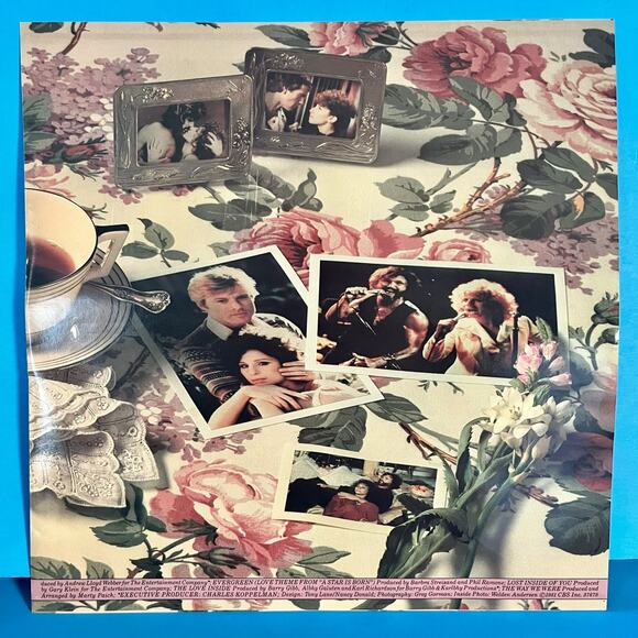 Barbra Streisand Memories Vinyl LP 1981 Columbia Red Label Greatest Hits Record - Picture 4 of 6